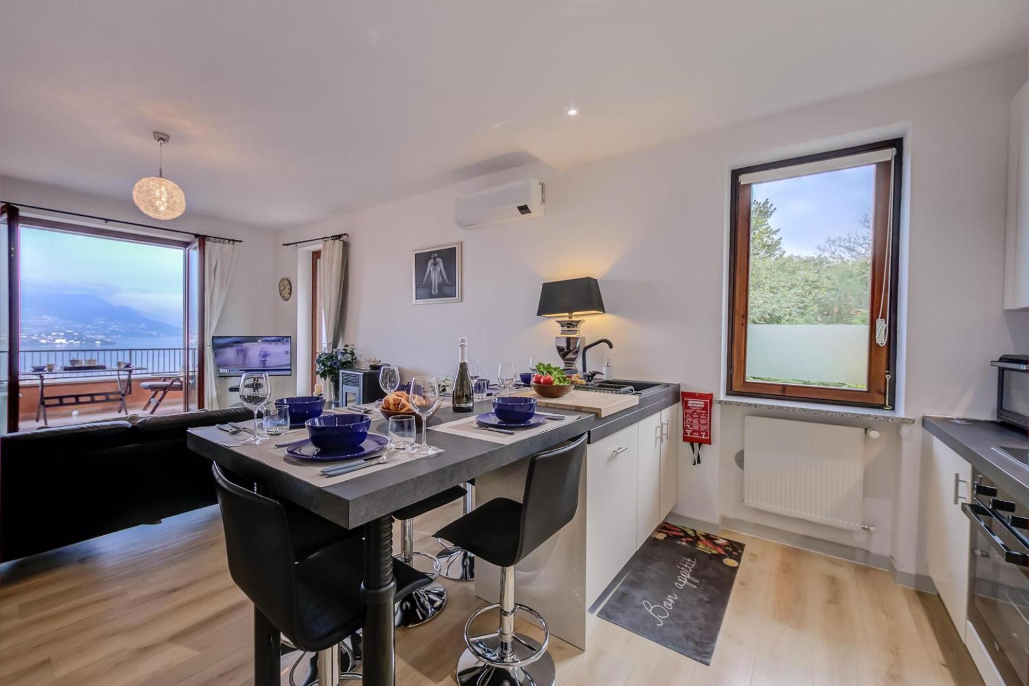 Ferienwohnung La Bellavista Penthouse Stresa Exterior foto