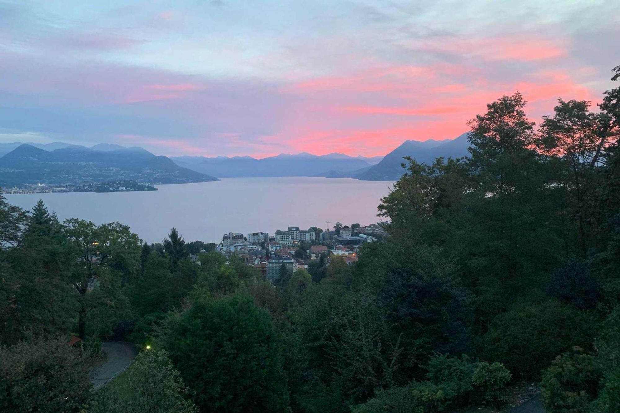 Ferienwohnung La Bellavista Penthouse Stresa Exterior foto